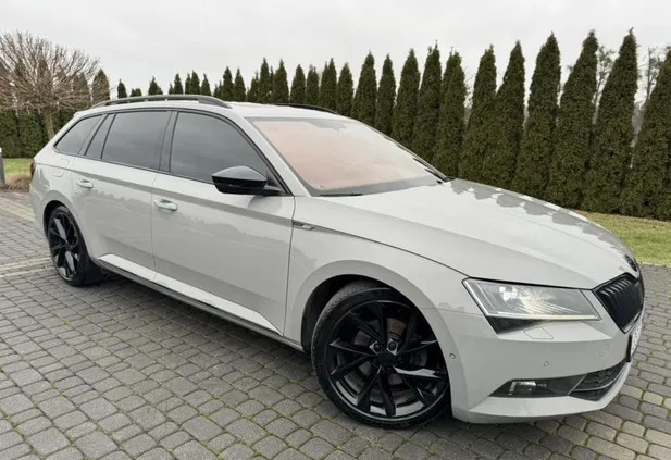 skoda superb Skoda Superb cena 94900 przebieg: 206000, rok produkcji 2018 z Jeziorany